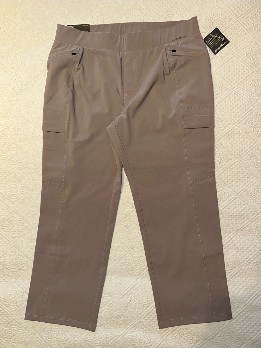 Eddie Bauer Women’s Impact Utility Capri Ripstop Cargo Pants in Taupe - NEW